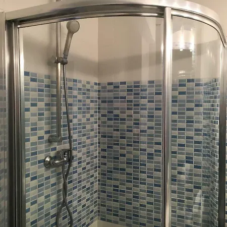 Apartman Garelly 2 *